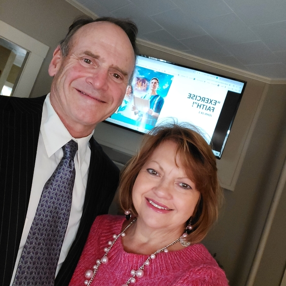 Meet your Posher, Becky - Picture 2 of 8